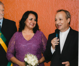 Foto de Eliceuda França e Manoel Serrano no dia do casamento, após união estável de 25 anos.